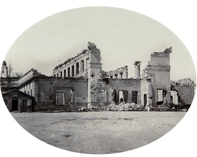 1850年代のクリミア戦争、クリミア戦争後のセヴァストポリの建物の損傷 作： Unbekannt