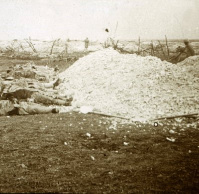 死体、スアン、フランス北部、1915年9月 作： Unbekannt