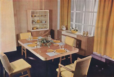 バーズアイメープルのダイニングルームグループ、1942年。 作： Unbekannt