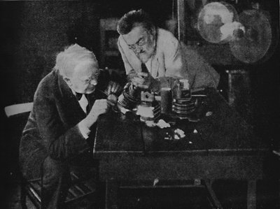 エジソンとシュタインメッツが力を合わせて成功を収める、1922年、c1925 作： Unbekannt