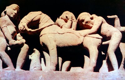 エロティックな彫刻、ヒンドゥー寺院、カジュラホ、インド、950-1050 作： Unbekannt