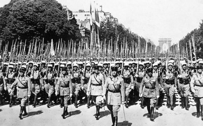 フランス外人部隊のレビュー、パリ、1939年7月14日 作： Unbekannt