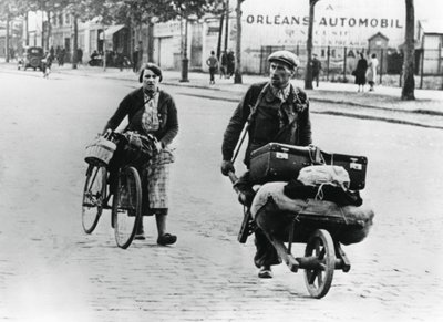 1940年7月、フランスの没落後にドイツ人、パリ、フランスに帰国したフランスの難民 作： Unbekannt