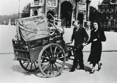 1940年7月、フランスの没落後にドイツ人、パリ、フランスに帰国したフランスの難民 作： Unbekannt
