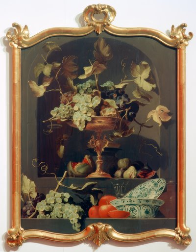壁龕に葡萄鉢を配した果物の静物画 作： Unbekannt