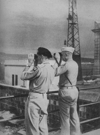 モンゴメリー将軍とアイゼンハワー将軍、イタリア本土メッシーナのバルコニーからの眺め、1943-44年 作： Unbekannt