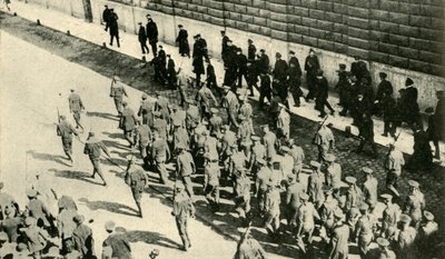 ロシア、ペトログラードのSMSマクデブルク出身のドイツ人囚人... 1914年8月、c1920。 作： Unbekannt