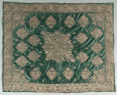 金糸刺繍カバー、1800年代。 作： Unbekannt