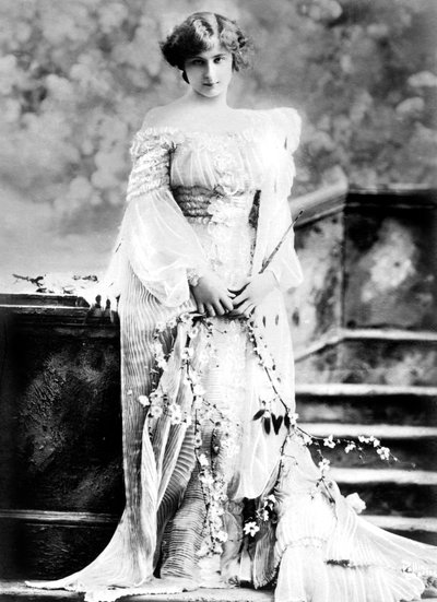 ヘイゼル・トムソン、女優、1900年代 作： Unbekannt