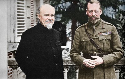 フランスのイギリス総本部でポアンカレ大統領と陛下、1916年、1935年。 作： Unbekannt