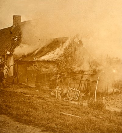 砲弾を受けた家c1914-c1918 作： Unbekannt