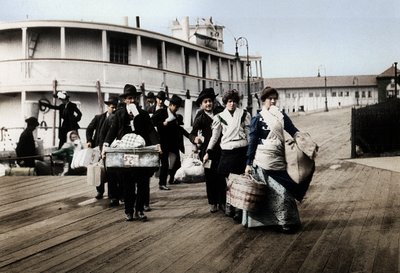 米国への移民、ニューヨークのエリス島に上陸、c1900 作： Unbekannt
