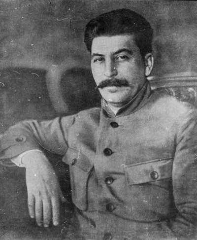 1923年5月、グルジア生まれのソビエト共産主義革命家でリーダーであるヨーゼフスターリン 作： Unbekannt