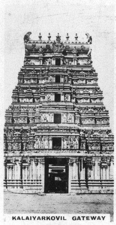 Kalaiyarkovilゲートウェイ、インド、c1925 作： Unbekannt