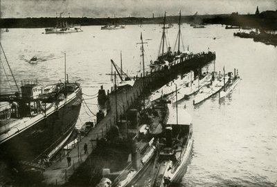 キールハーバー、1919年。 作： Unbekannt