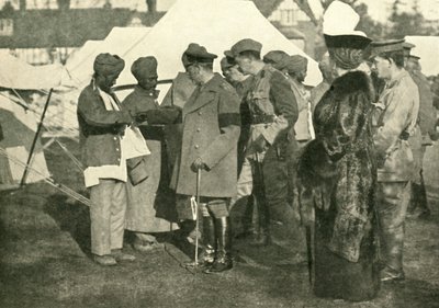 ジョージ王妃とメアリー女王が負傷した兵士を訪ねる、第一次世界大戦、1915年、1920年。 作： Unbekannt