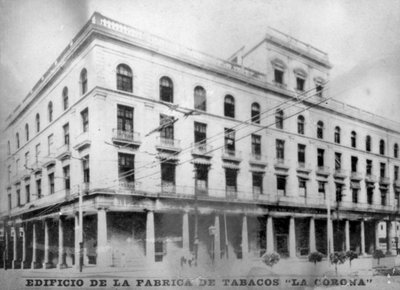 1920年代のラコロナ、タバコ工場 作： Unbekannt