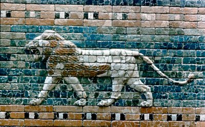 神聖な道の壁からイシュタル門へのライオンの通過、バビロン イラク、紀元前 575 年頃 作： Unbekannt