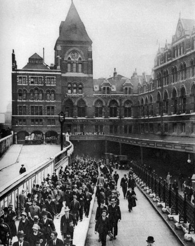 リバプールストリート駅、午前9時、ロンドン、1926-1927 作： Unbekannt