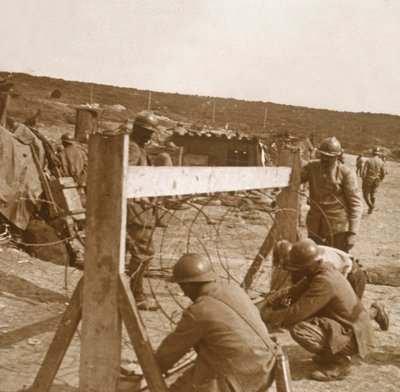 有刺鉄線を作る、C1914-C1918 作： Unbekannt