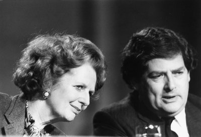 イギリスの政治家、マーガレット・サッチャーとナイジェル・ローソン（1980年代頃 作： Unbekannt
