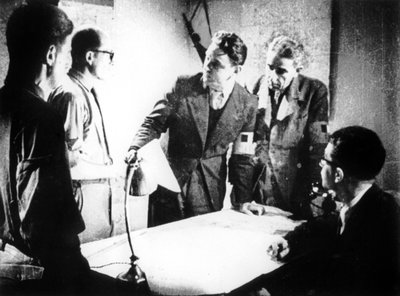 1944年8月、パリ、カタコンベのフランス人レジスタンスのメンバー、デンフェルロシュロー広場 作： Unbekannt