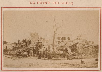 パリの自治体（1871年）：1871年5月、パリのポワン・デュ・ジュール地区の廃墟の様子。Pierre Pepetitの写真。厚紙にプリント、Dim.9x5,4 cm 作： Unbekannt