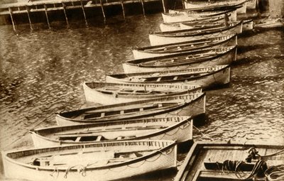 悲劇の証拠をミュート：世界で最も偉大な船から残されたすべて、1912年、1933年。 作： Unbekannt