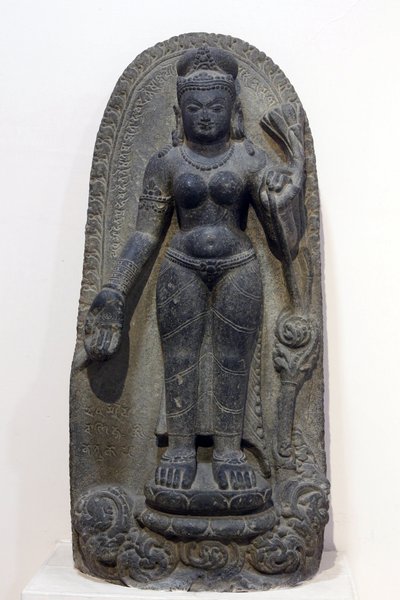 インド国立博物館（デリー）。タラパラ、紀元8世紀、ビハール州。石。インド。 作： Unbekannt