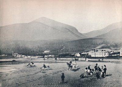 ニューカッスル、ダウン。 -ストランド、スリーブ・ドナードとともに、1895 作： Unbekannt