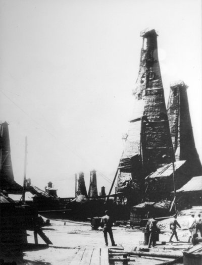 ロシアのバクーでの石油抽出、c1903-c1906。 作： Unbekannt
