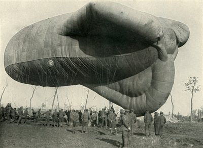 1919年の観測気球の1つ。 作： Unbekannt