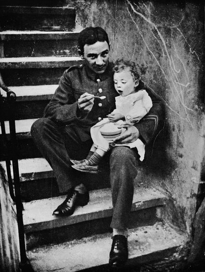 1915年にビレットに役立った新軍の1つ 作： Unbekannt