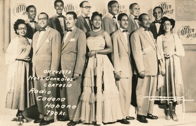 オーケストラ：Neno Gonzalez Cortesia-Radio Cadena Habana、c1910 作： Unbekannt