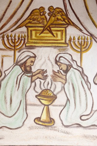 トーゴの聖母教会の絵画：聖なるアーチ、メノラ（Menorah）、香水祭壇（トーゴ、トゴビル 作： Unbekannt