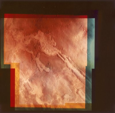 火星のグランドキャニオンの一部、マリネリスバリス、1976 作： Unbekannt