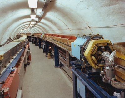 粒子加速器トンネル、Cern、ジュネーブ、20世紀 作： Unbekannt
