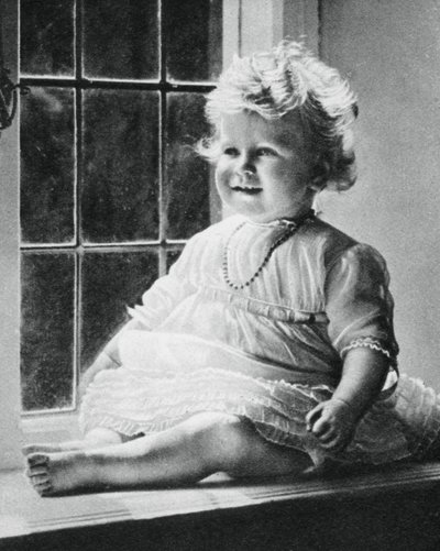 セントポールズウォルデンベリーでのエリザベス王女、1927年、1937年 作： Unbekannt