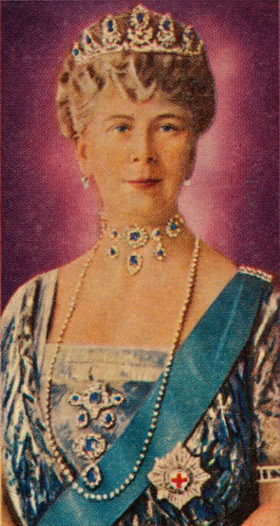 女王メアリー、ジョージ5世の配偶者、裁判所の服装、1935年 作： Unbekannt