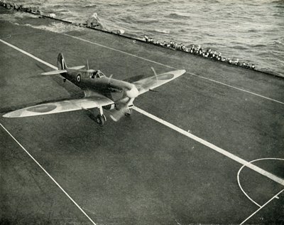 第二次世界大戦、マルタに向かう途中の空母の甲板にあるRAFスピットファイア、1942年1944年。 作： Unbekannt