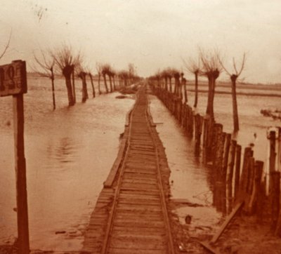 鉄道線、ニーウポールト、フランダース、ベルギー、c1914-c1918 作： Unbekannt