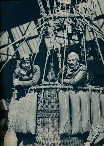 1935 c1937の単語の高さの記録の試みで使用するための機器をテストする準備ができました 作： Unbekannt