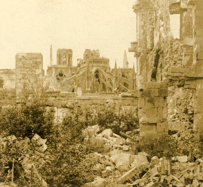 ランス大聖堂、フランス北部ランス、c1914-c1918 作： Unbekannt
