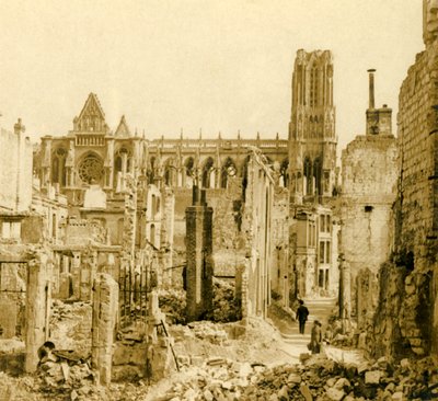 ランス大聖堂、フランス北部ランス、c1914-c1918 作： Unbekannt