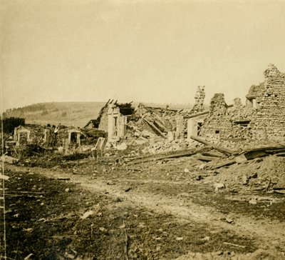 フランス北部のレザルパージュの遺跡、c1914-c1918。 作： Unbekannt