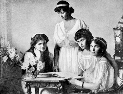 ロシア王室の女性、ツァルコエ軍事病院、1914年 作： Unbekannt