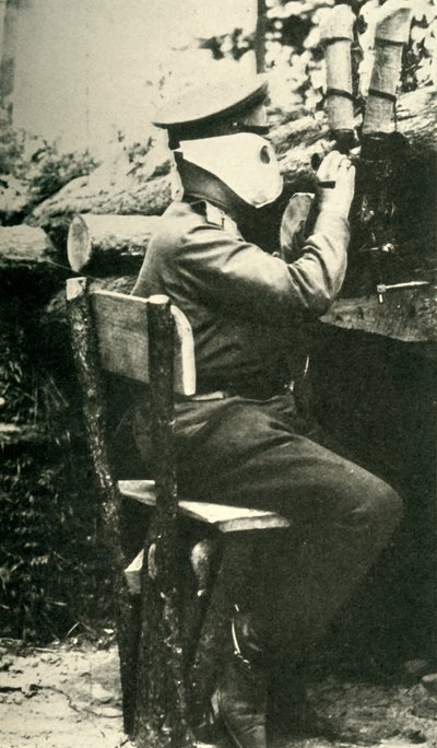 ペリスコープライフルを使用したロシアの兵士、第一次世界大戦、1914-1918、c1920。 作： Unbekannt