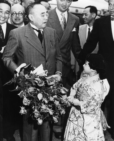 吉田茂が1952年4月にアメリカのサンフランシスコ平和条約に到着 作： Unbekannt