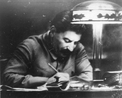 ソビエト指導者のヨーゼフスターリンのクレムリン研究、ソ連、モスクワ、1935 作： Unbekannt