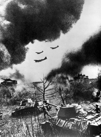 ロシア、1943年に攻撃を開始したソビエトの戦車と航空機 作： Unbekannt